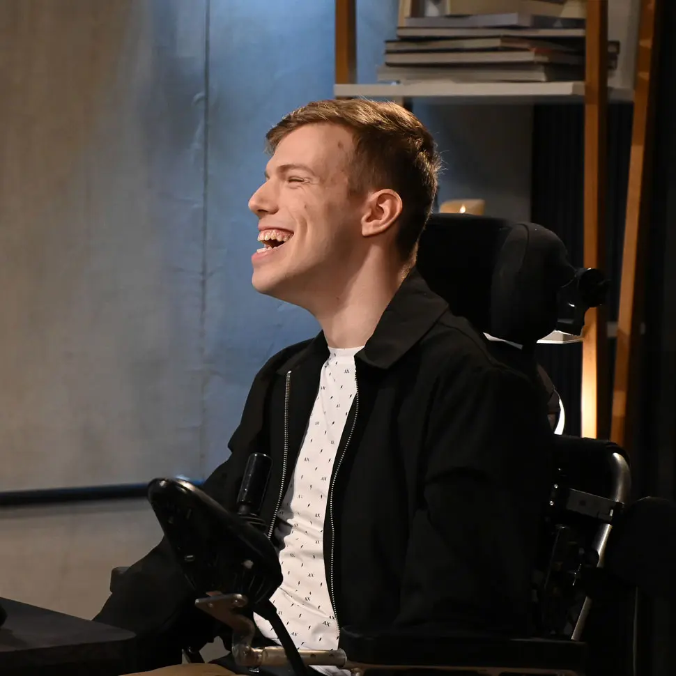 Iván Davidovich | Inclusión y Comunicación Accesible con CAA en Argentina